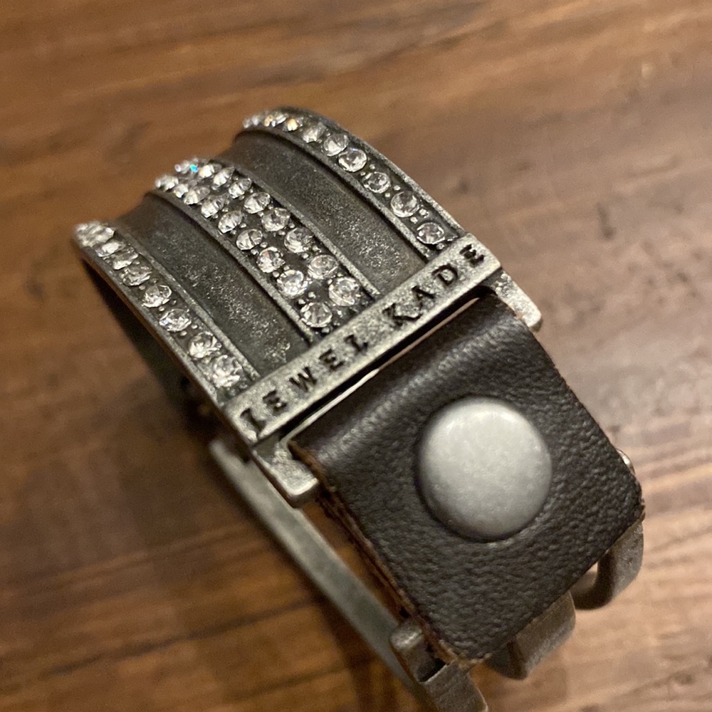 Jewel Kade Enchanted Bracelet Gem